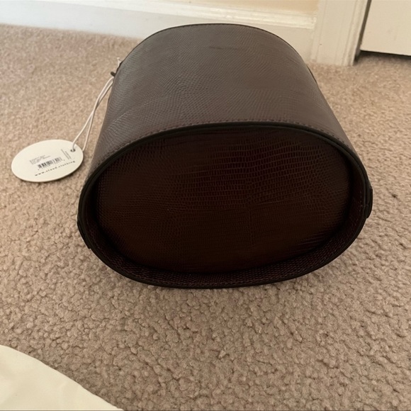 NEW Staud Bissett Lizard Embossed Leather Bucket Bag With Sunglasses Case - Picture 9 of 10